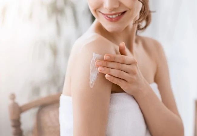 Kem Body Alpha Arbutin Co Tot Khong