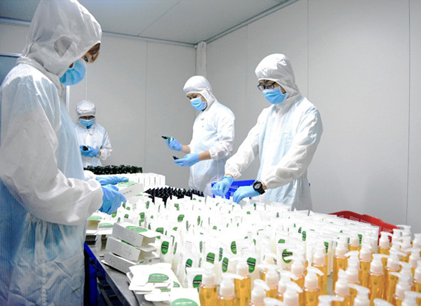 Co So Gia Cong My Pham Uy Tin Skincare365 Doi Tac Tin Cay Cho Thuong Hieu Lam Dep (3)