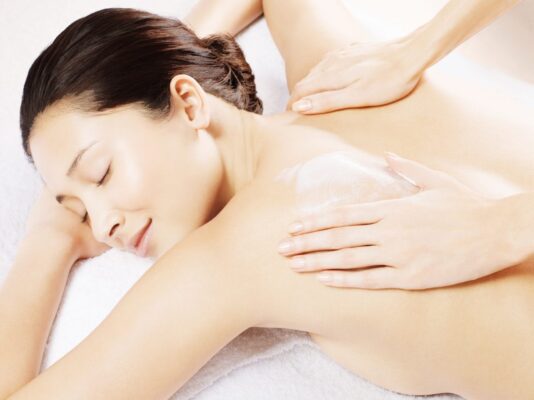 Kem Body Trang Da Hieu Ro Co Che Cach Dung An Toan (1)